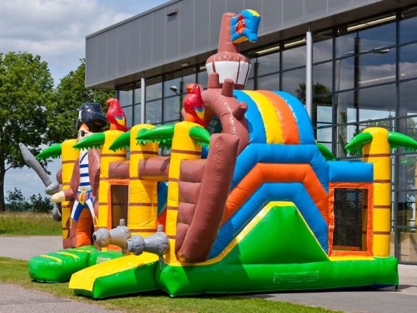 Multiplay-Piratenboot-XL-1.jpg