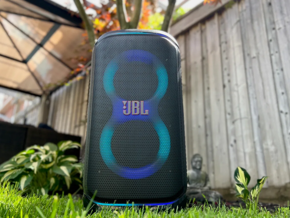 jbl-partybox-stage-320-review-front-hero-03.jpeg.webp